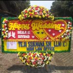 bunga papan pernikahan