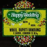 Mempercantik Pernikahan Anda dengan Bunga Papan Murah di Bandung